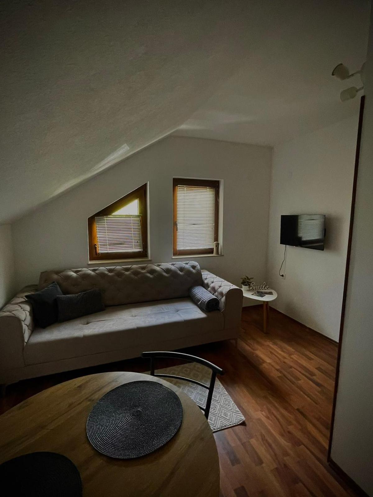 Apartment Una Dreams Lohovo Бихач Экстерьер фото